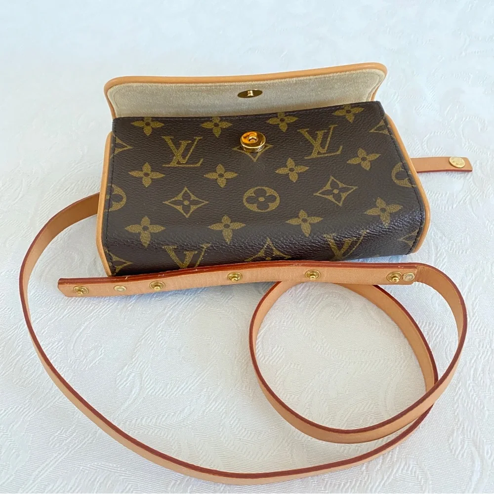 Louis Vuitton Pochette Florentine Belt Bag